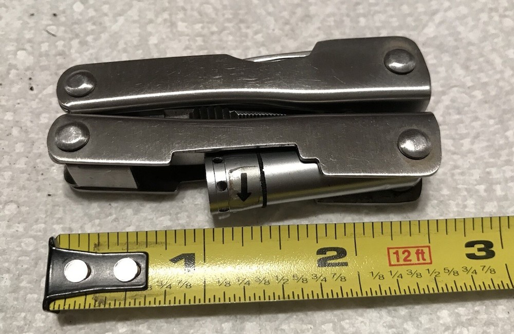 Unbranded Multi-tool, Pliers,saw knife & Battery Powered Light