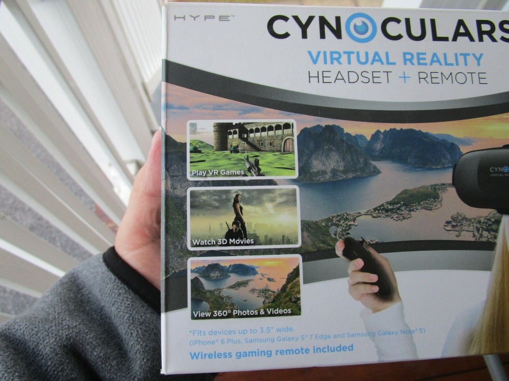 NEW~~~Cynoculars Virtual Reality Headset and Remote!!!