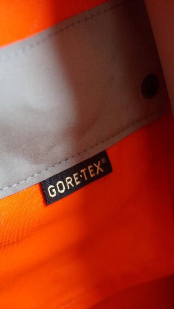 Gore-Tex Outwear Jacket Creative Technologies Waterproof Coat Performance Large
