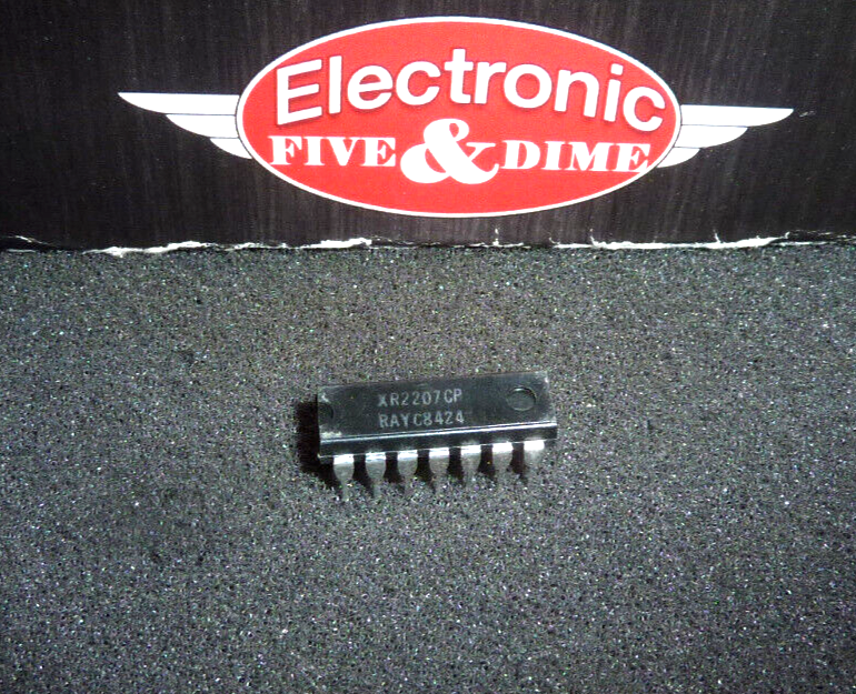 XR2207CP Raytheon Waveform Generation, BIPolar, PDIP14 IC