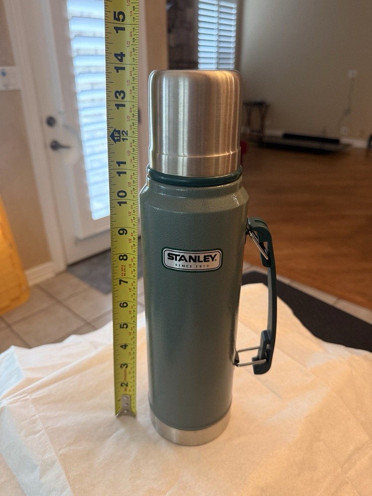 Stanley Classic Insulted Bottle