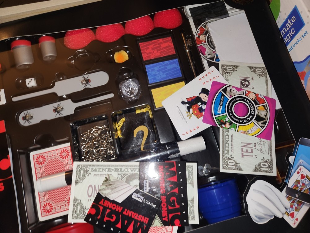 Marvin's Magic Ultimate Magic 365 Tricks And Illusions & Ultimate Magic Tricks