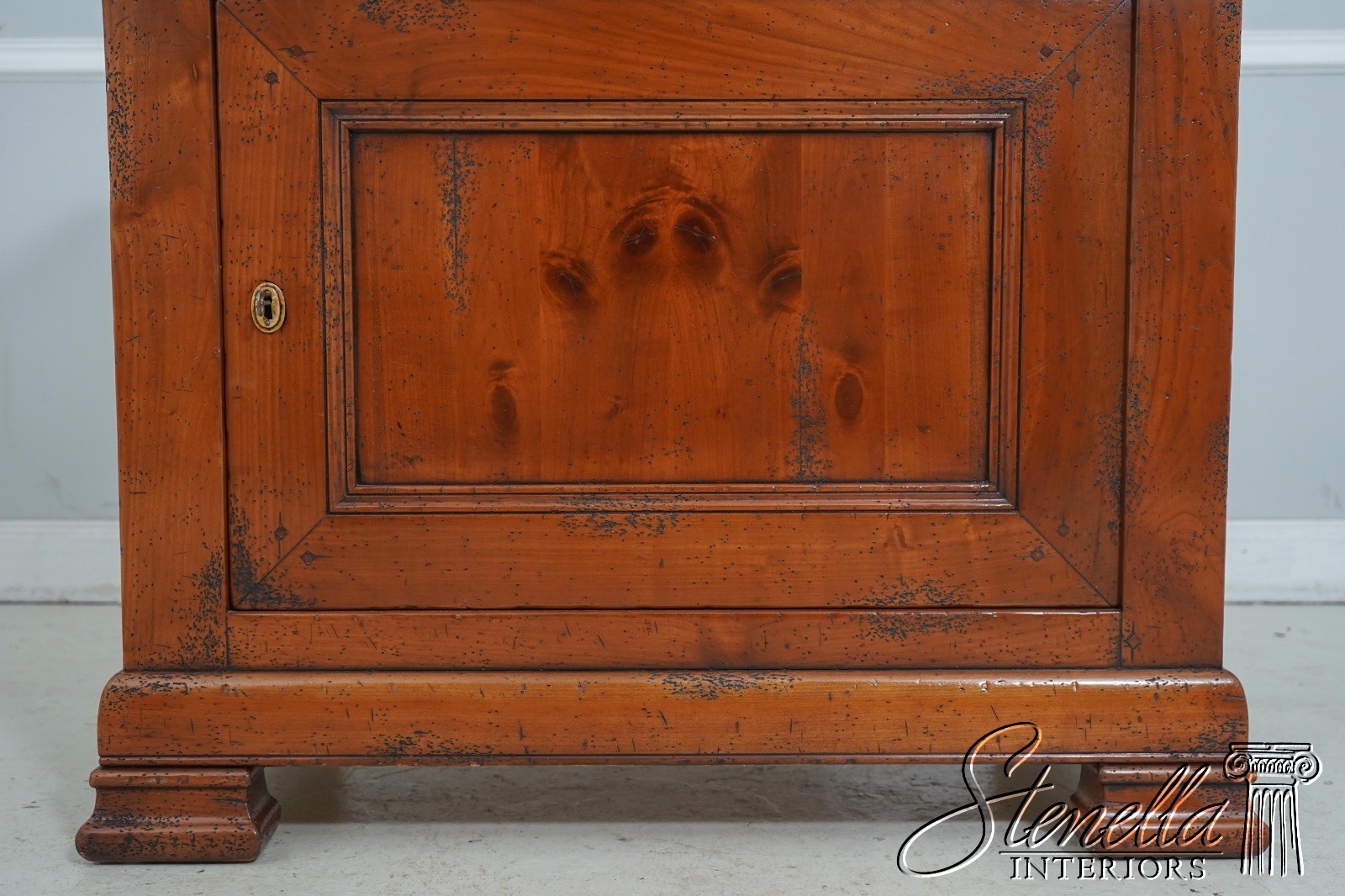L61269: Italian Continental Style Distressed Finish Cabinet