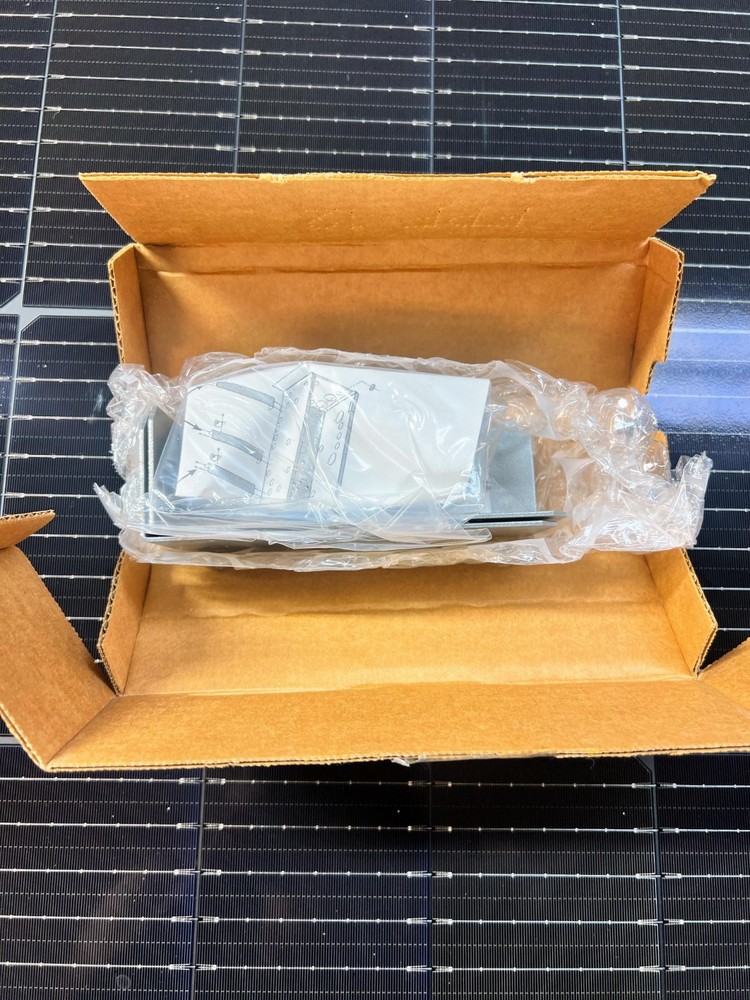 OutBack Power FW-CCB – Bracket for One Side-Mount Controller FlexWare Mounting