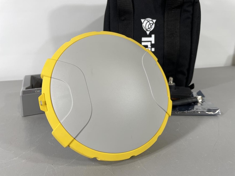 Trimble SPS785 GNSS Surveying & Construction Receiver, NEW - open box