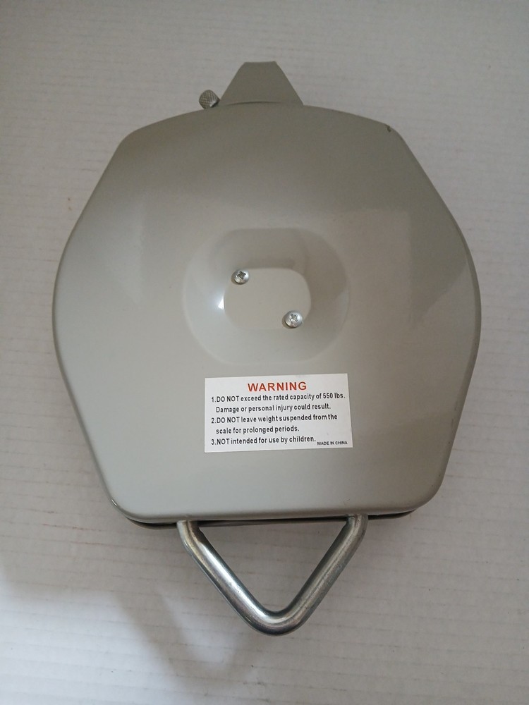 Guide gear scale 550 pound capacity.