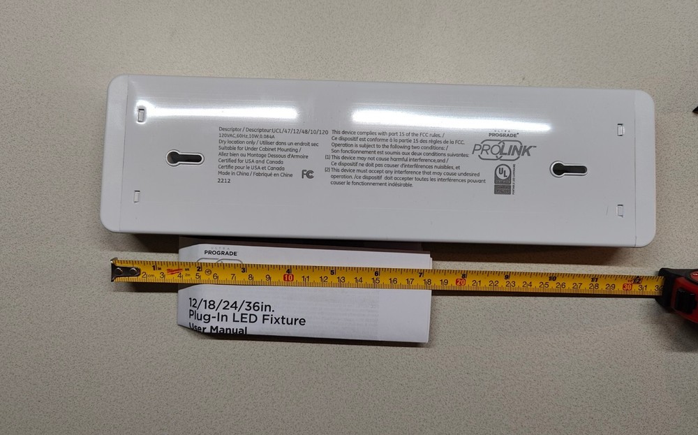 ULTRA PROGRADE ProLink Plugin 12" LED White Under Cabinet Light. No Plugin Cable