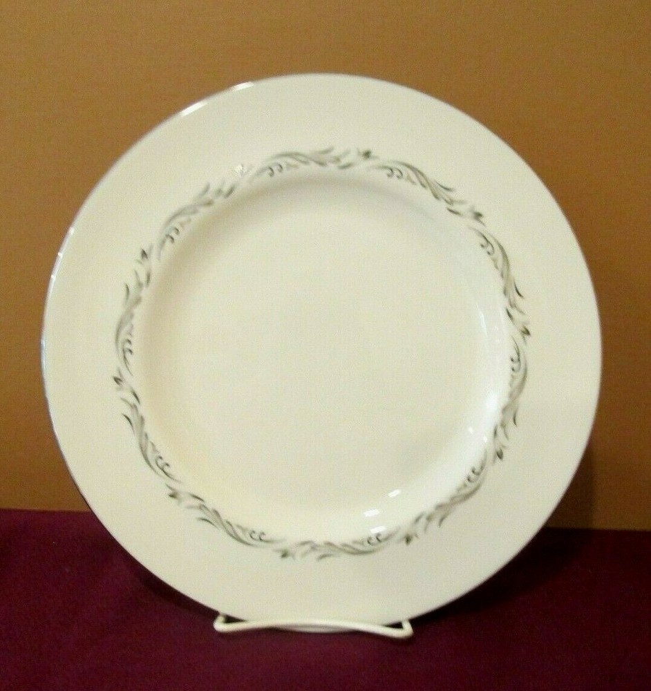 PICKARD WINDSOR DINNER PLATE - 10 5/8"   -0512J