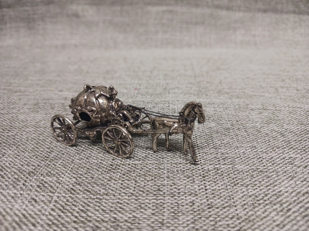 Miniature 800 Silver Horse Drawn Pumpkin Carriage