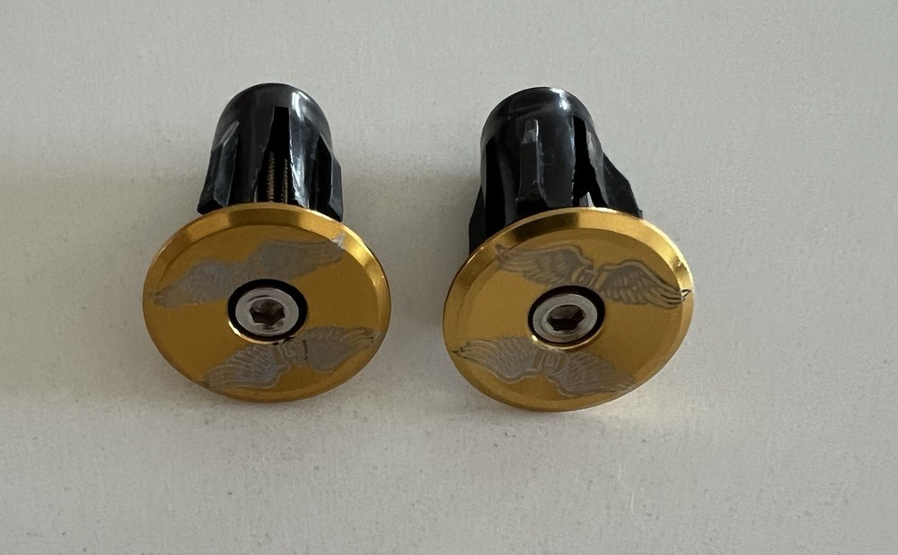 GT BMX wing logo handle bar end caps