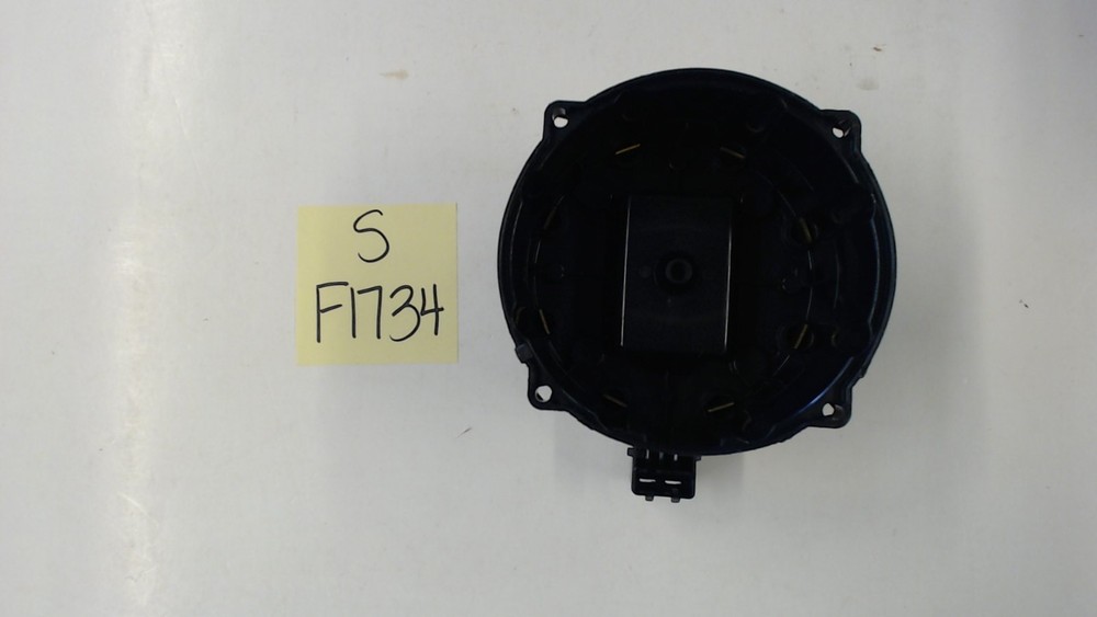 BorgWarner C-224 (Regitar RDR456) Distributor Cap