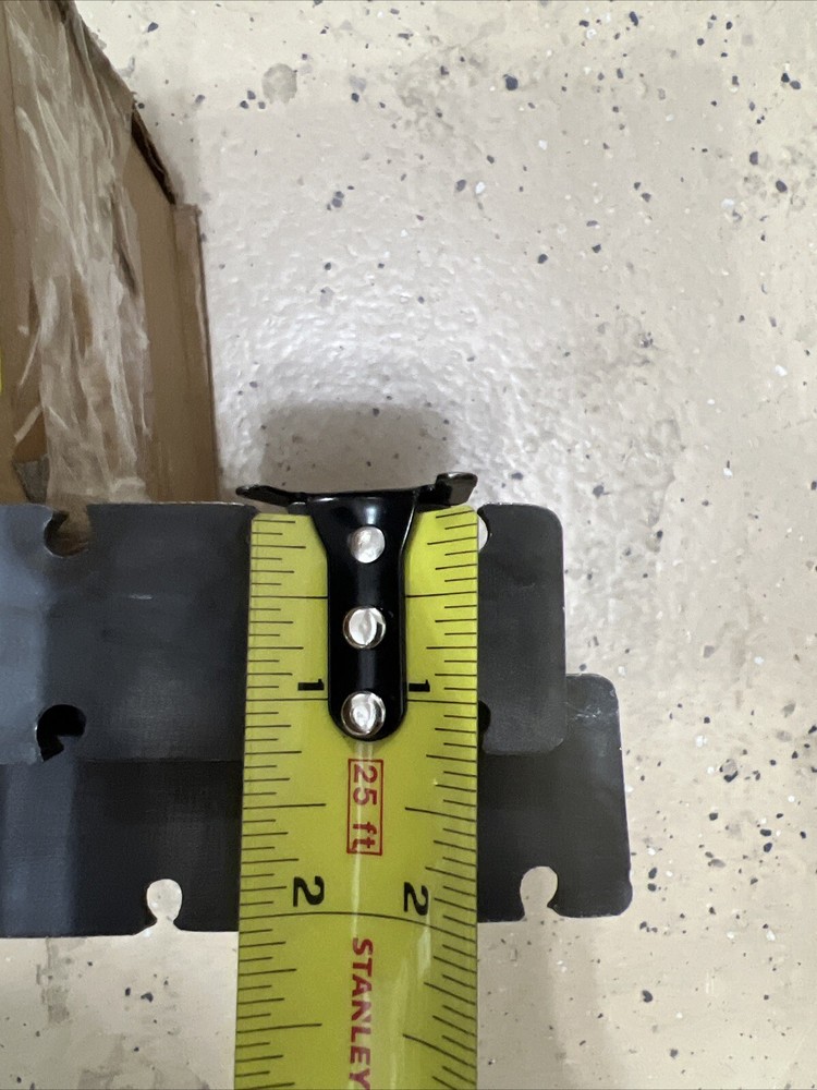 2 QTY Studlock 22” Floating Shelf Brackets w/ drill jig guide