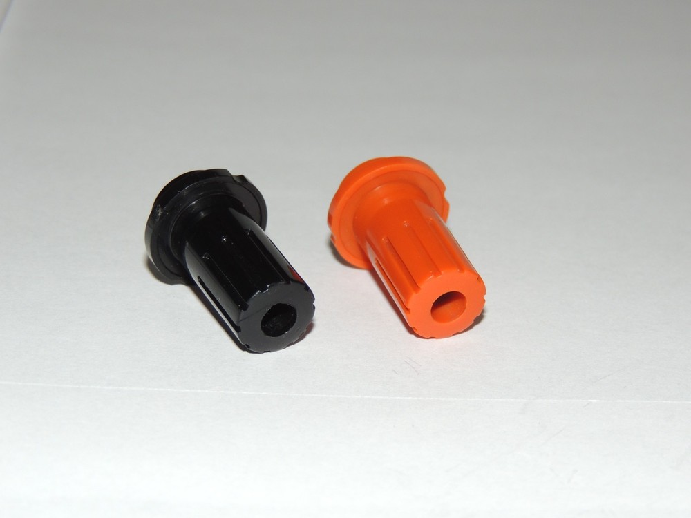 Technics SA-700 Speaker Binding Post Securing Wire Covers (Sold as a Pair)