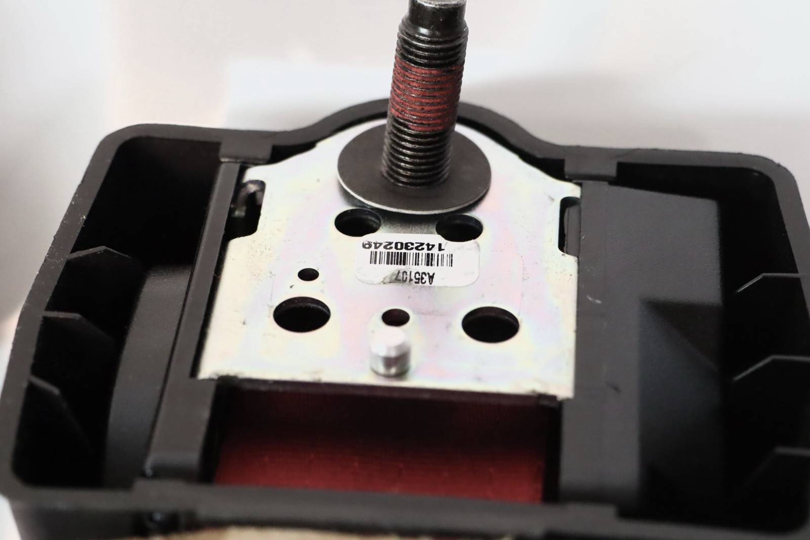 IMMI 3 Point Seat Belt Assembly, Red, Dual Retractors, Fire Truck?