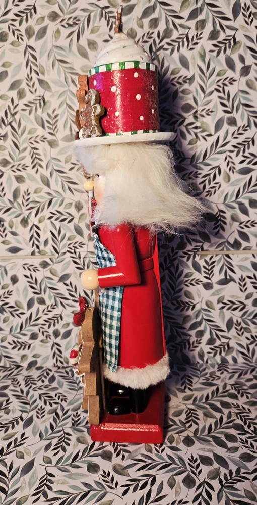 Gingerbread Woman Nutcracker