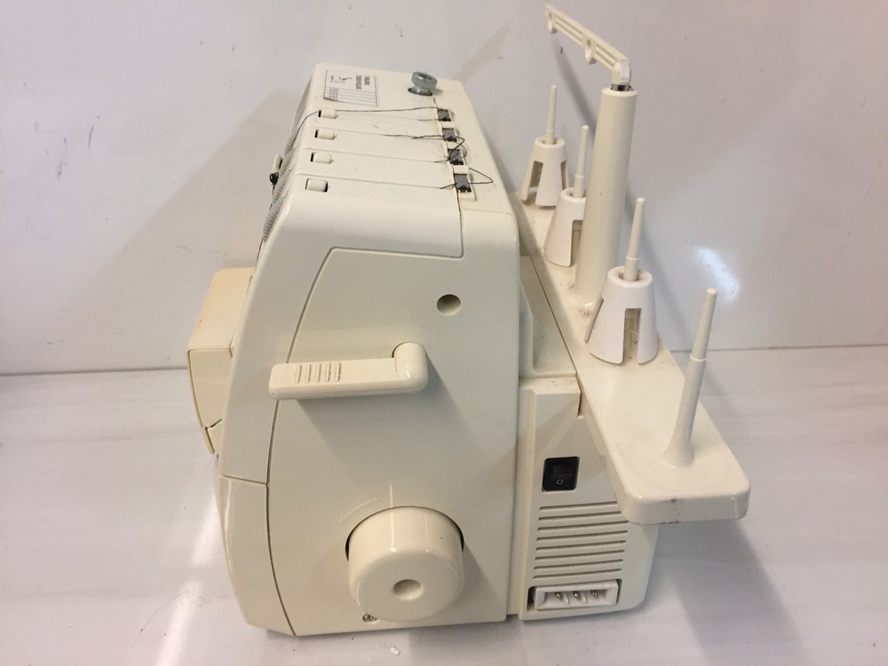 Brother Lock 929D Serger Overlock Machine
