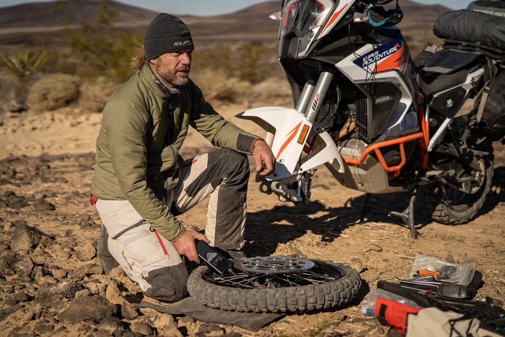 TRAIL TECH Portable Air Compressor 060-DAP