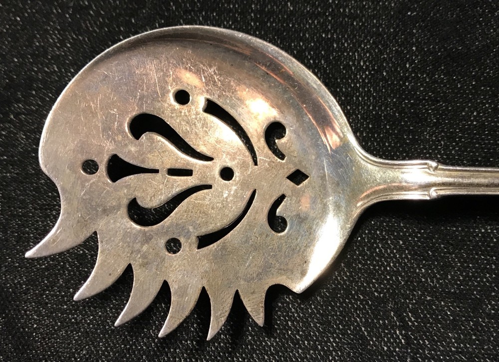 Sterling Silver Flatware - Gorham Villa Norfolk Cucumber Server Mono