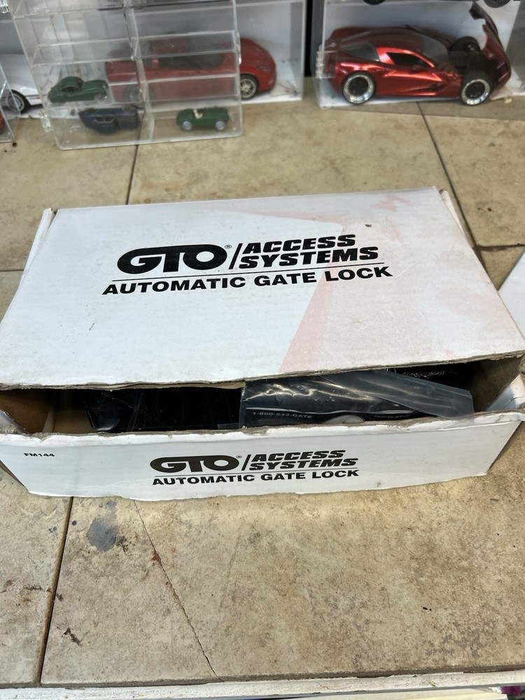 Automatic Electric Gate Lock for Swing Gate Opener Gate Operator System Device