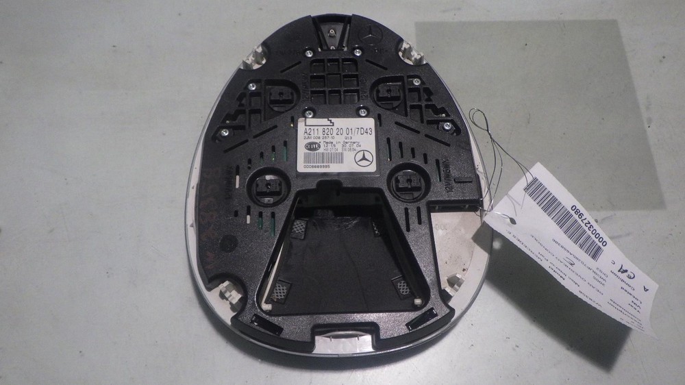 05 MERCEDES E500 REAR OVERHEAD CONSOLE