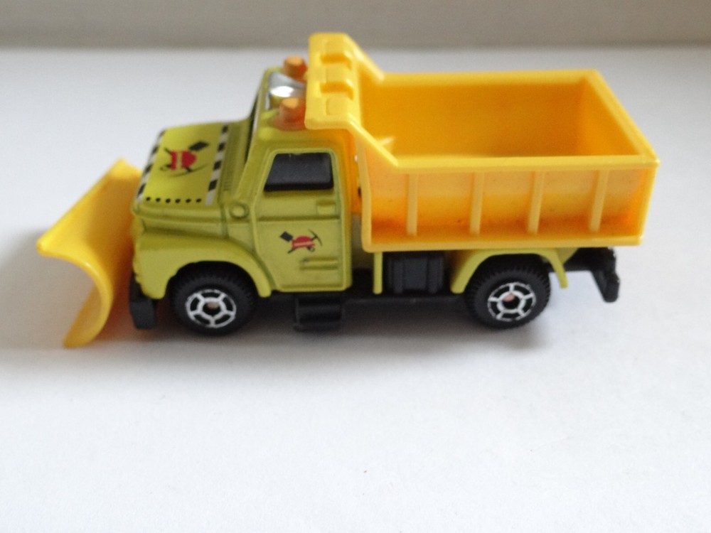 Motor Max Maintenance Truck