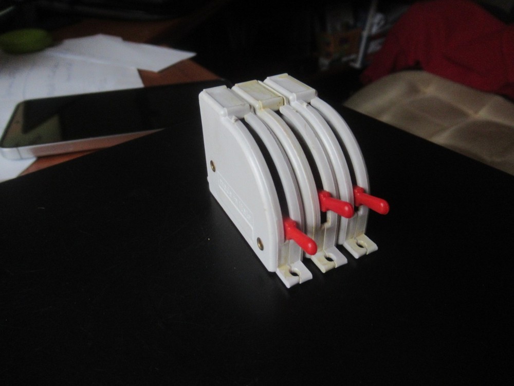 Vintage 3-Position CASADIO? Switch Controller for Model Train--UNTESTED-ITALY