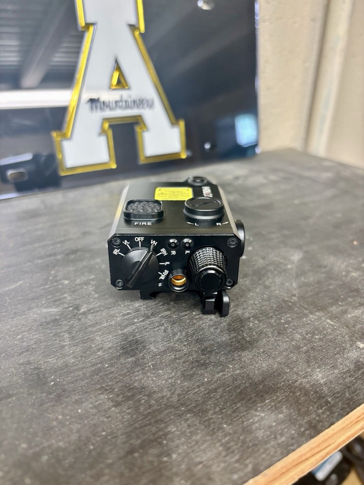 HOLOSUN LS321r Laser/IR Illuminator