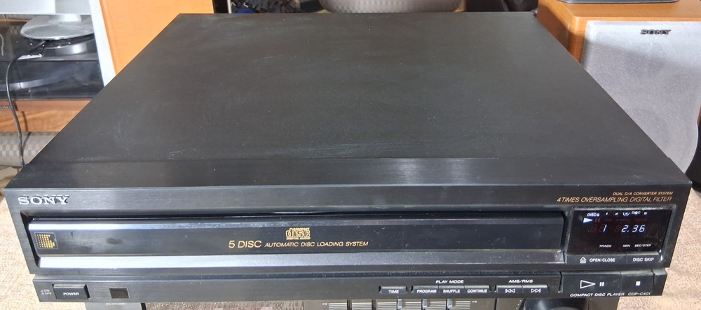SONY CDP-C401 5-DISC AUTOMATIC COMPACT DISC CD PLAYER DUAL D/A CONVERTER SYSTEM