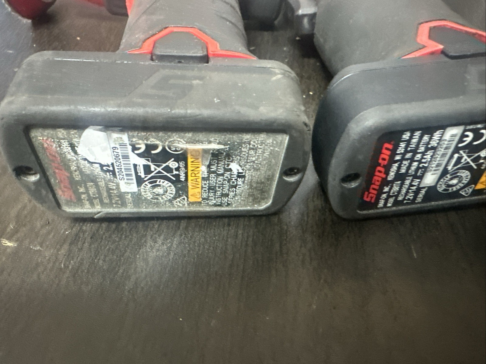 Snap-On 14.4V Ratchet Polisher Sander Brushless Cordless And 3 Batteries 2.5 Ah