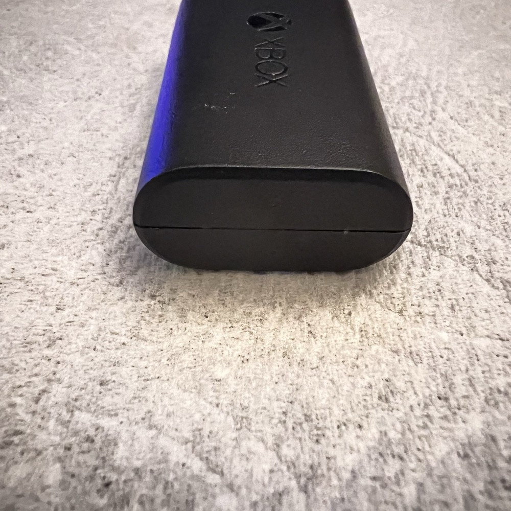 Official Microsoft Li-ion Rechargeable Battery Xbox One & Series S/X Controller!