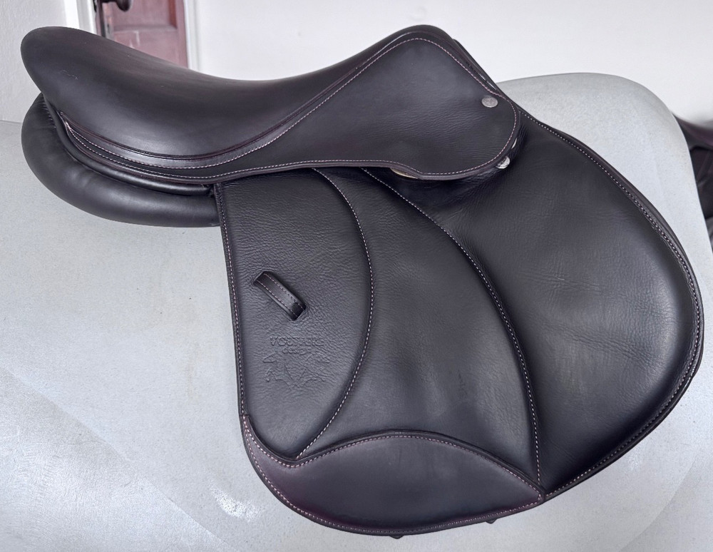16.5" Voltaire Calgary PRO Saddle - 2021 - 0A - Full Buffalo - MINT!
