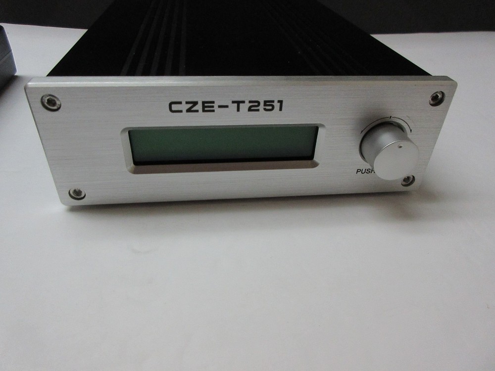 Professional CZE-T251 25W FM Transmitter Stereo Broadcast-U.S.A.