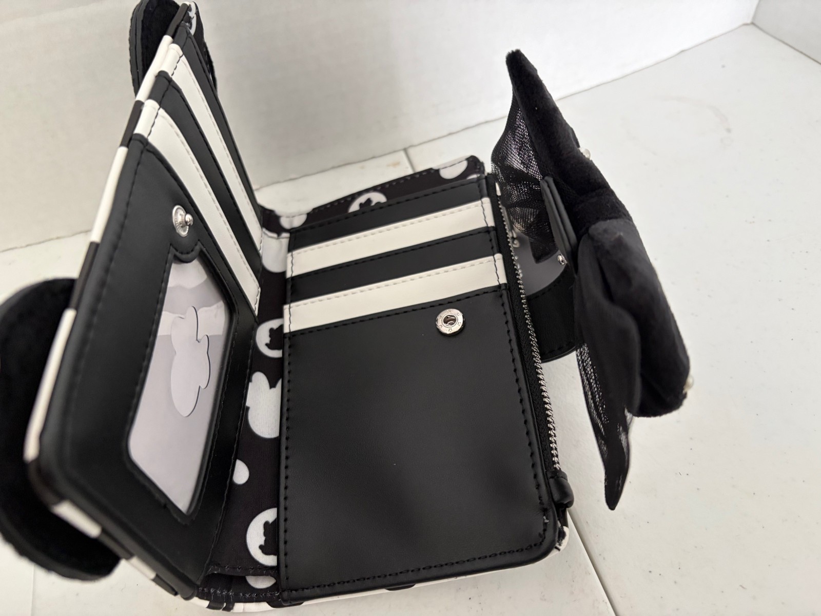 Loungefly Disney Minnie Mouse Polka Dot Wallet