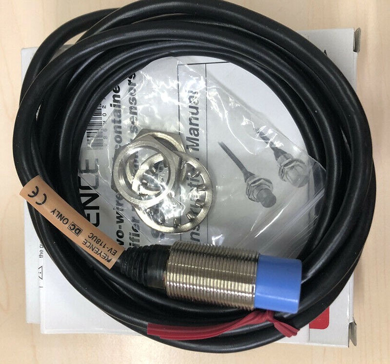 KEYENCE EV-118UC Proximity Sensor New