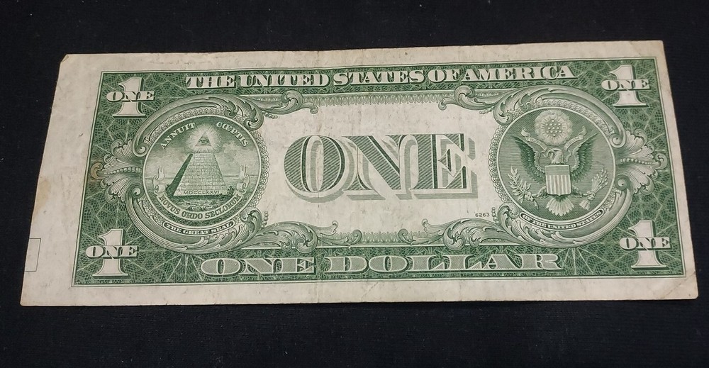 ***ERROR*** 1935 E $1 SILVER CERTIFICATE OFF CENTER + SEAL & SERIAL SHIFT