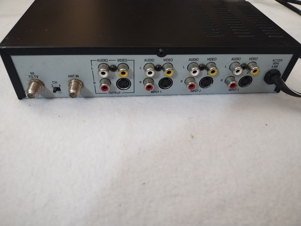 Philips Magnavox PM61151 Video Source Selector With RF Modulator NOT WORKING