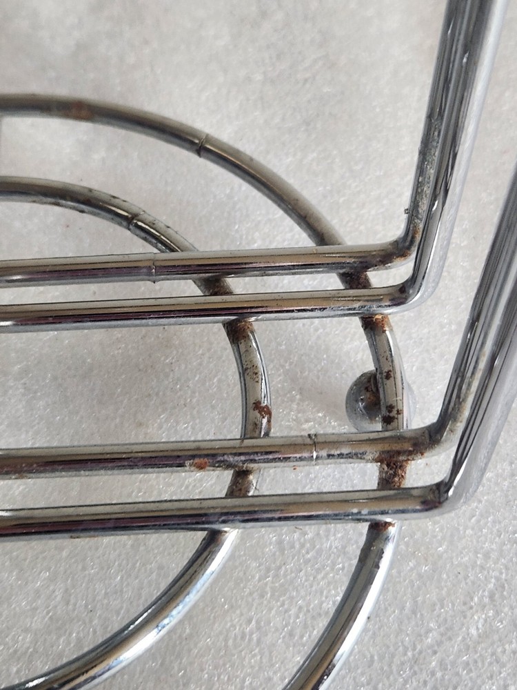 Paper Towel Roll Holder • Chrome Decorative
