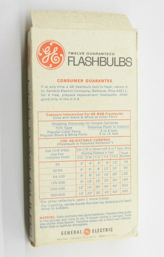 GE - M2B (12) Flashbulbs - New Old Stock - P04D