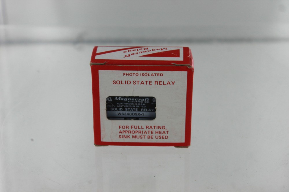 SCHNEIDER ELECTRIC MAGNECRAFT W6240DSX-1 SOLID-STATE PANEL MOUNT RELAY NEW