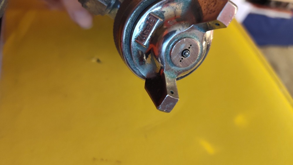 Binks no 7 paint gun