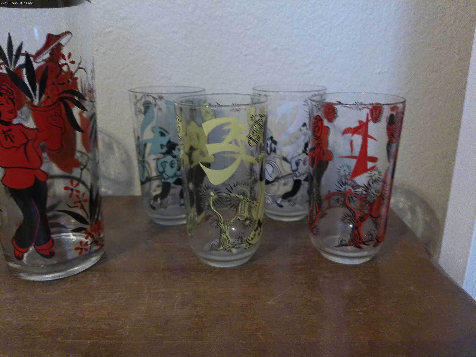 Vintage Mid Century Oriental Asian Design Cocktail Shaker and Eight Glasses