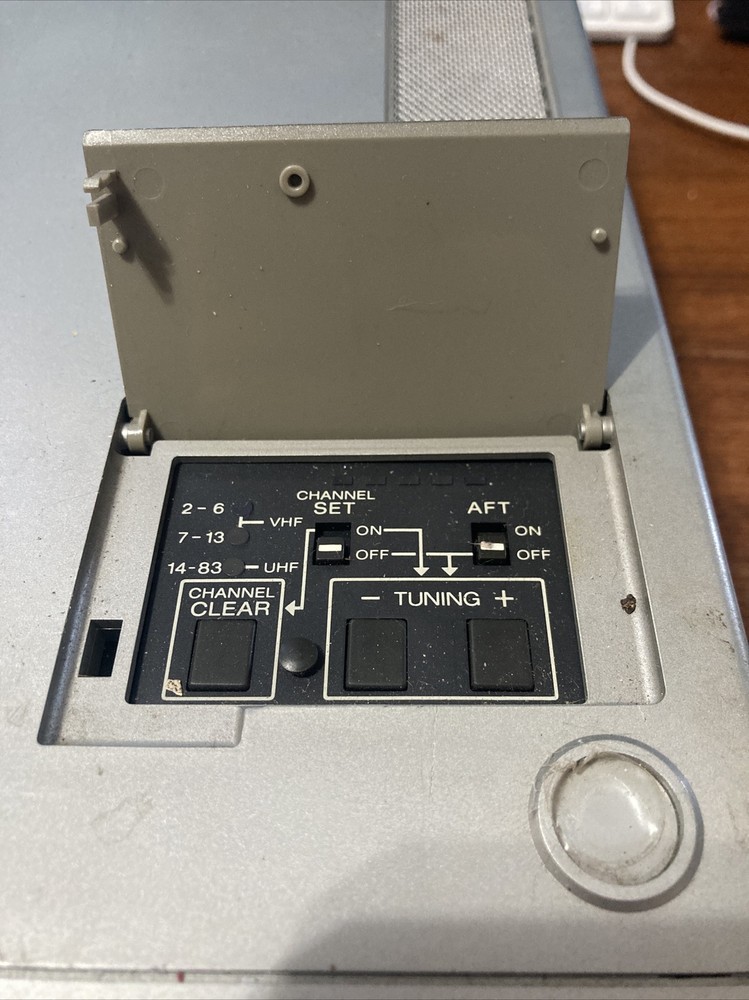 Vintage SONY TT-2000 Programmable Betamax Portable Tuner Timer Unit