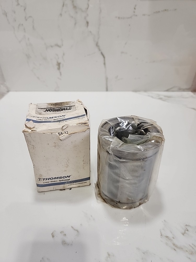 NEW!! THOMSON A324864 Ball Bushing