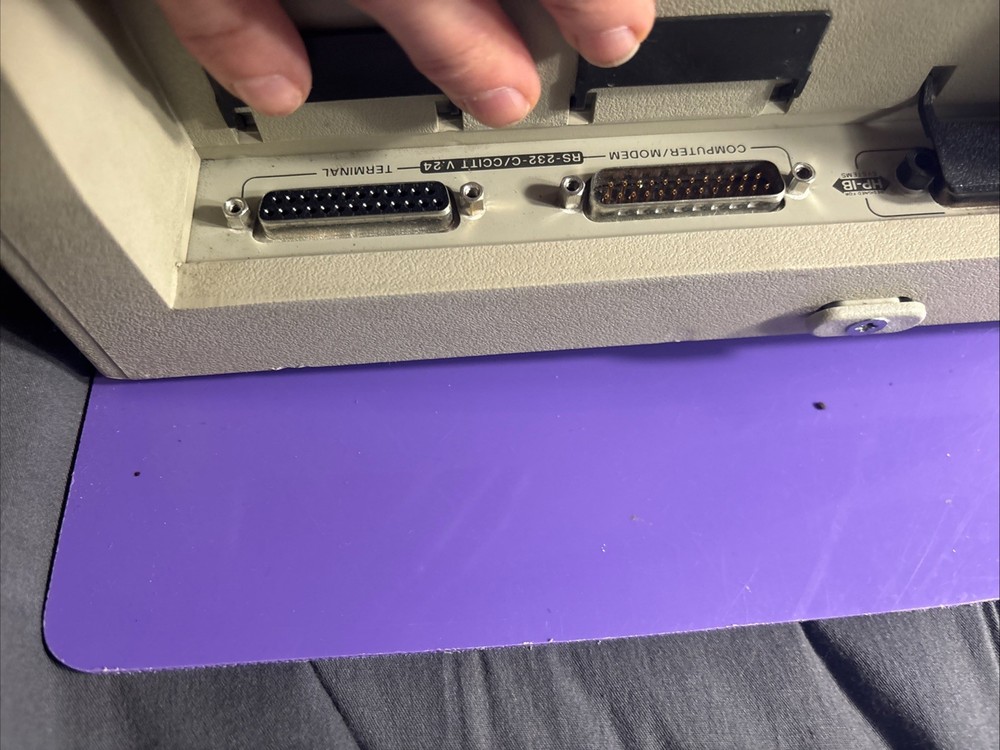 Hewlett-Packard HP 7550A graphics plotter with power cord