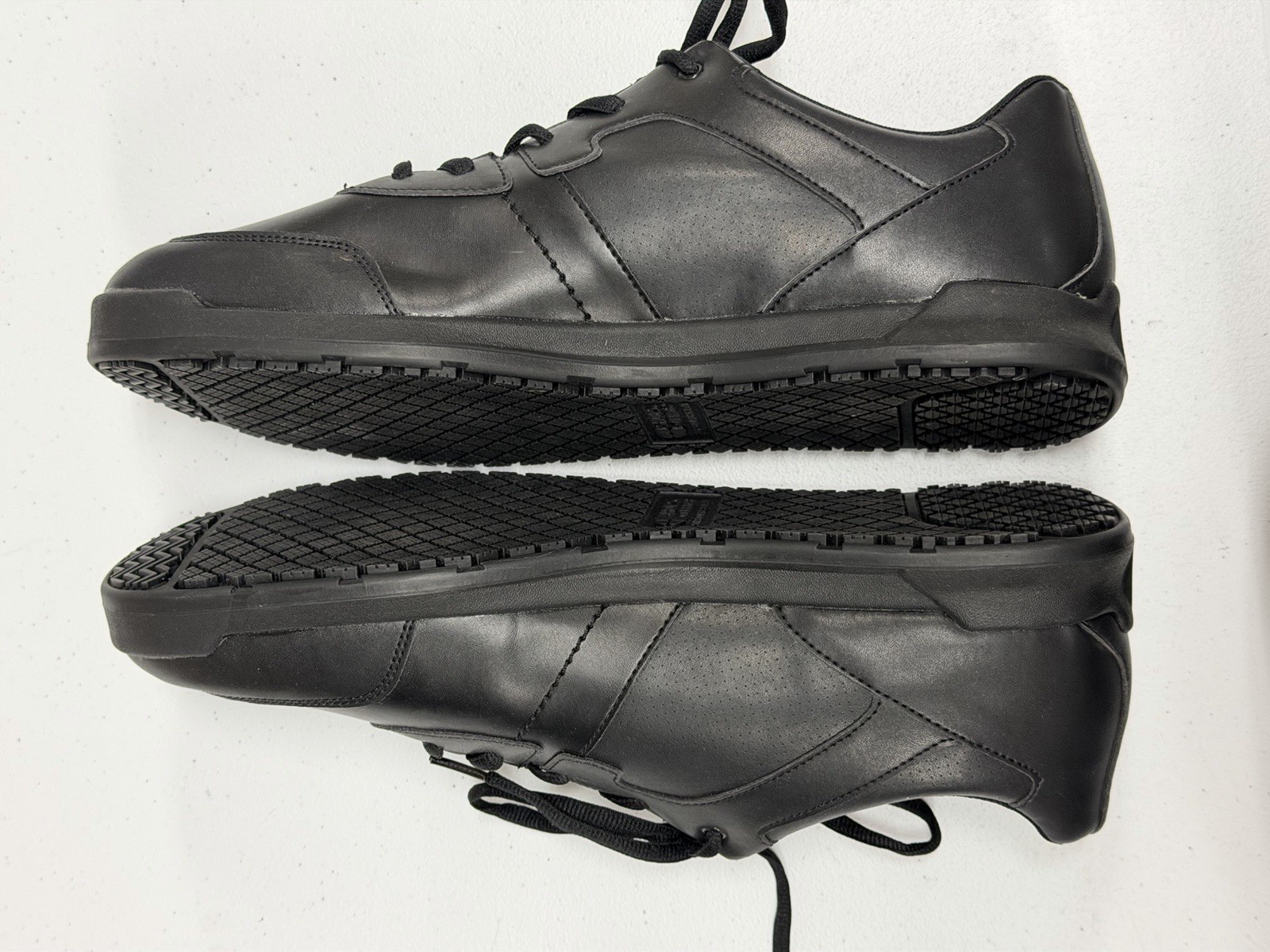 Shoes For Crews Men’s Slip Resistant Sneaker Size 13 Black 38140W442