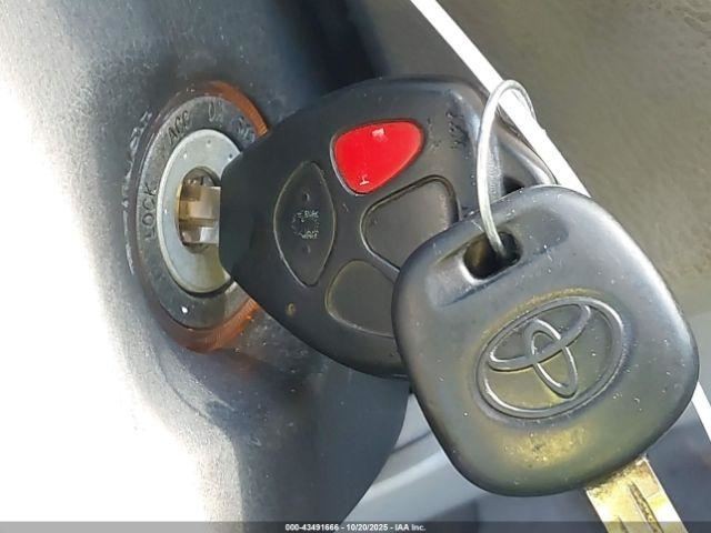 RAV 4 2011 Glove Box 4902913