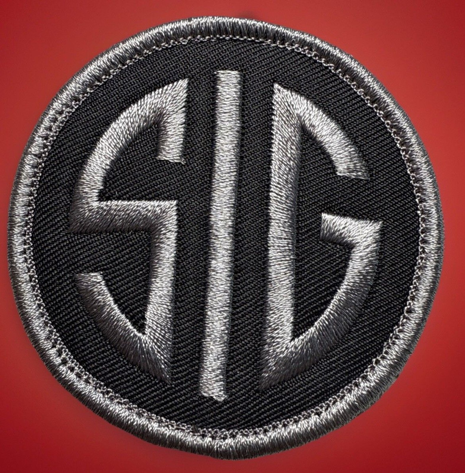 🔥 Sig Sauer Embroidered Hook N Loop Patch 2.75” Pistol Rifle Firearm Gun PewPew