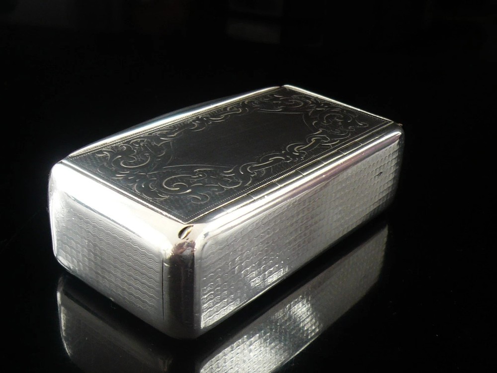 Austria Hungarian Solid Silver Snuff Box, Prague c.1880