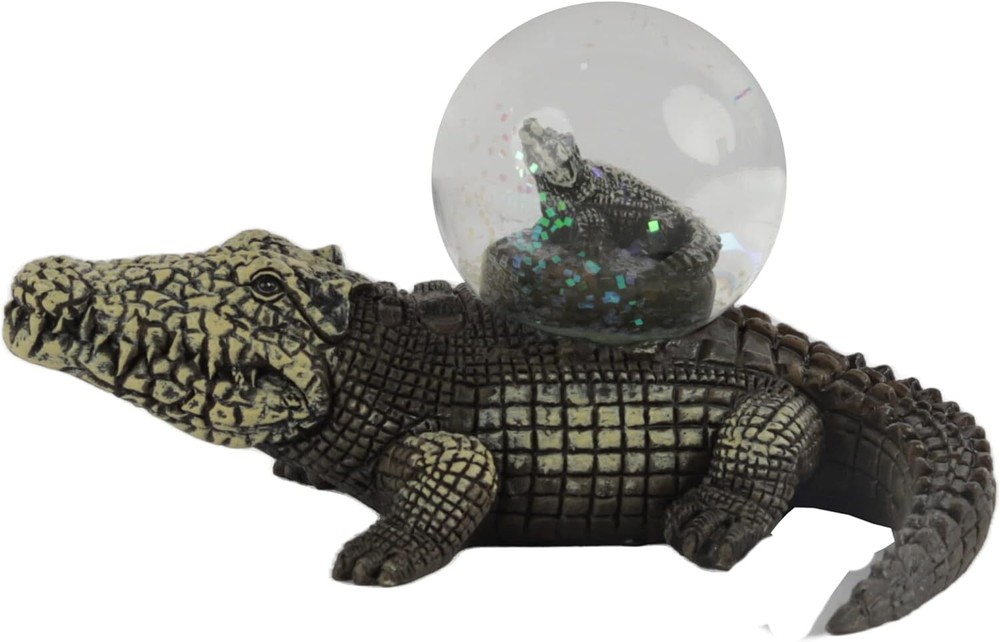 Li'Shay Ocean Themed Snow Globe