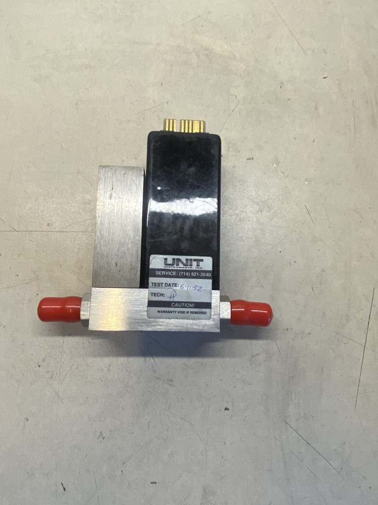 Unit UFC-1100A Mass Flow Controller HE 6 SLM